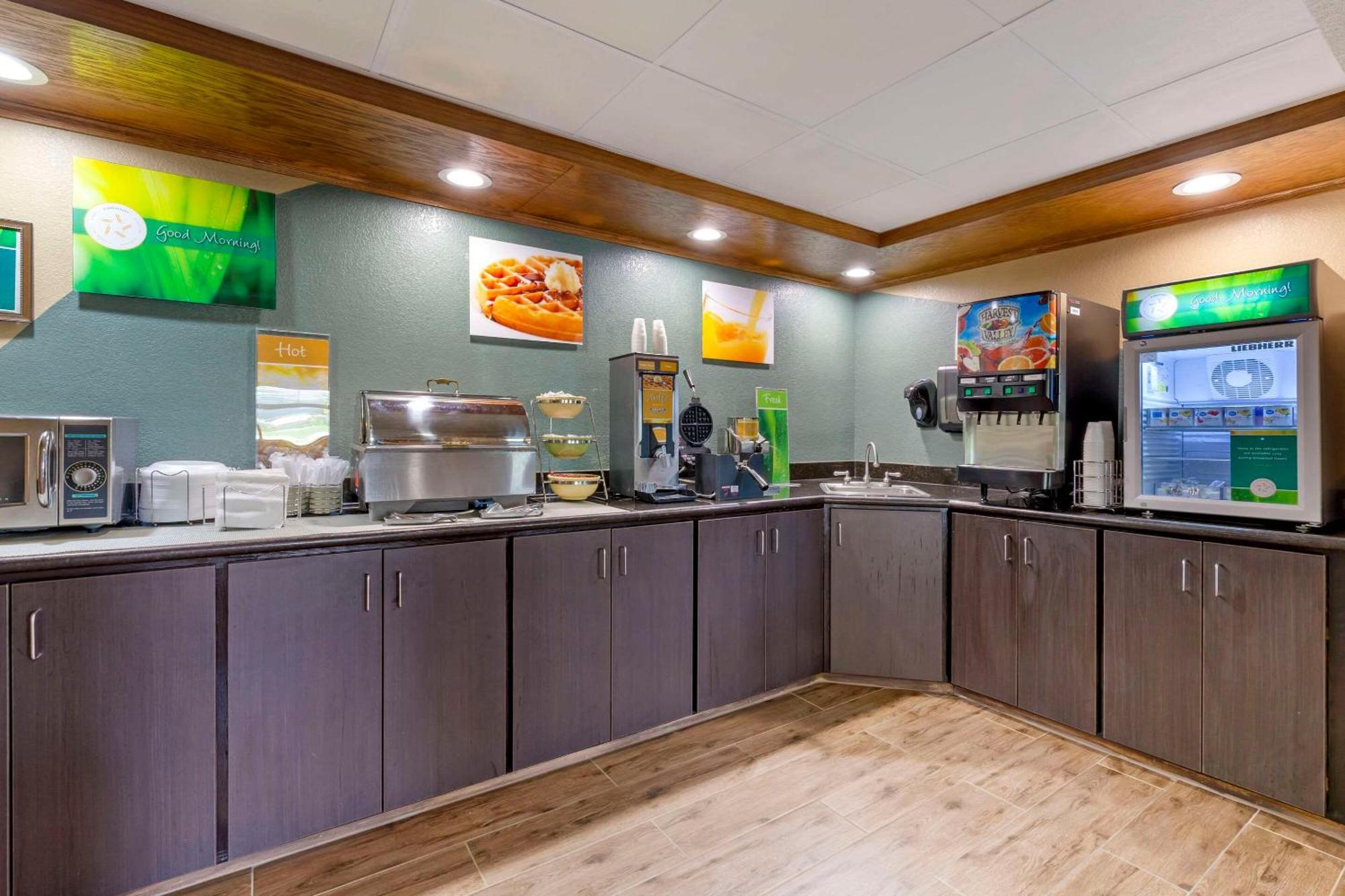 Quality Inn Oshkosh Esterno foto
