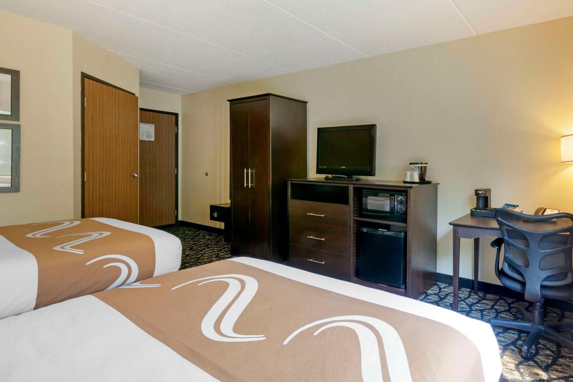 Quality Inn Oshkosh Esterno foto